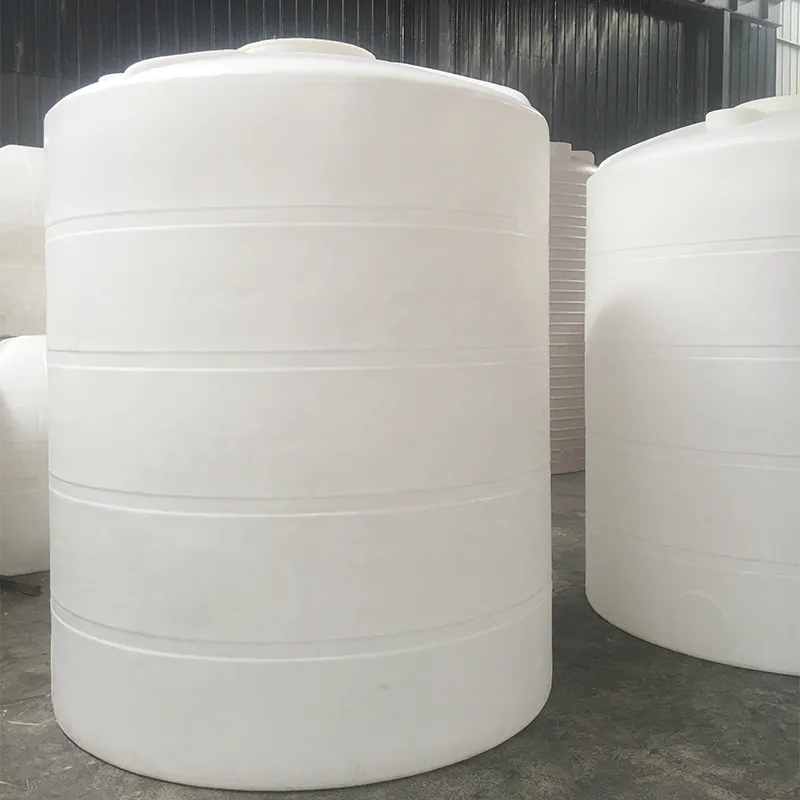 Пластиковые ёмкости (7)